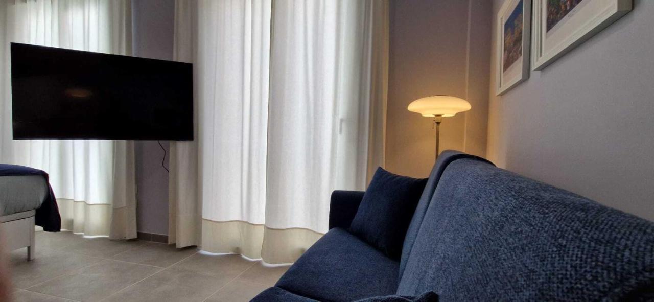 Malaga Lodge Apartments Екстер'єр фото