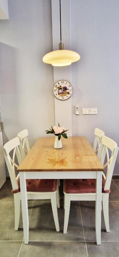 Malaga Lodge Apartments Екстер'єр фото