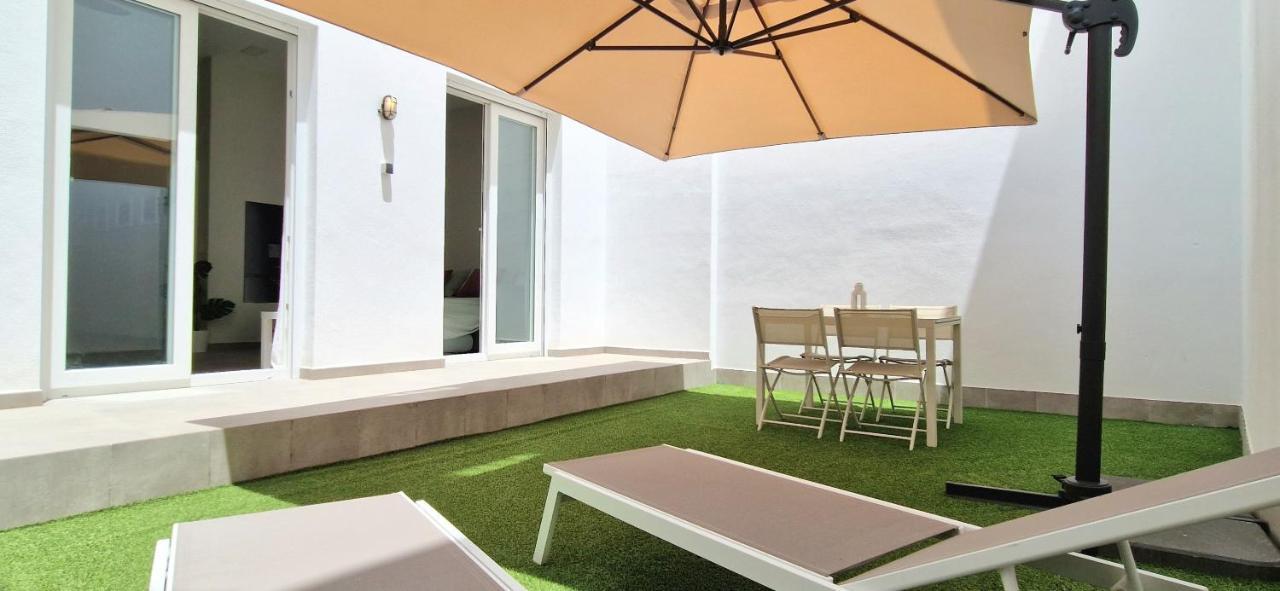 Malaga Lodge Apartments Екстер'єр фото