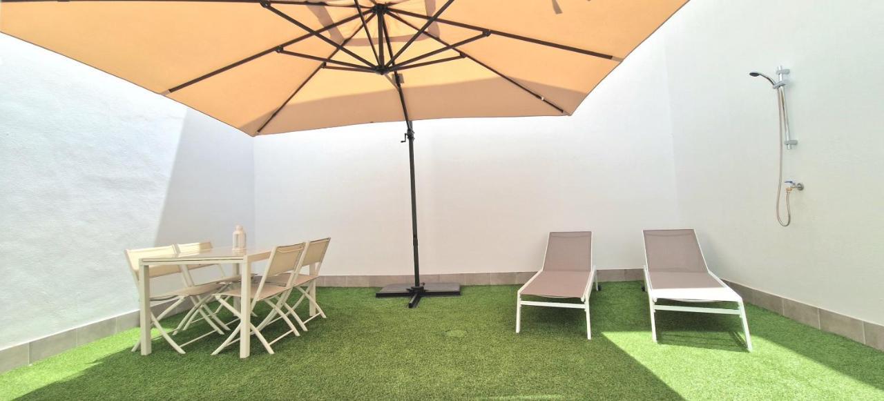Malaga Lodge Apartments Екстер'єр фото