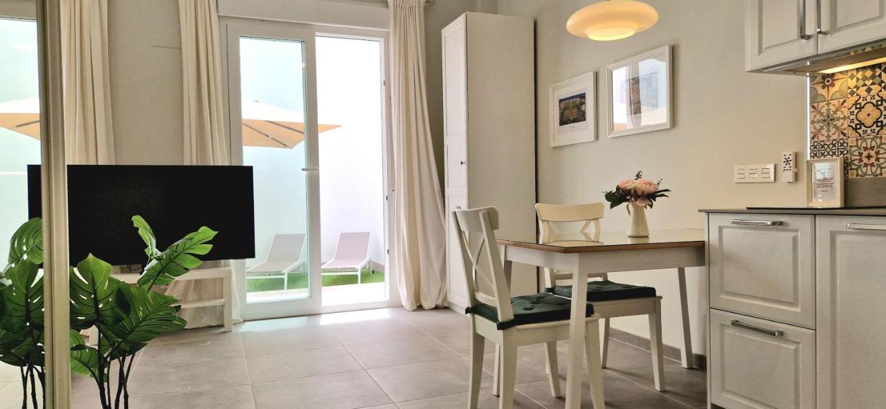 Malaga Lodge Apartments Екстер'єр фото